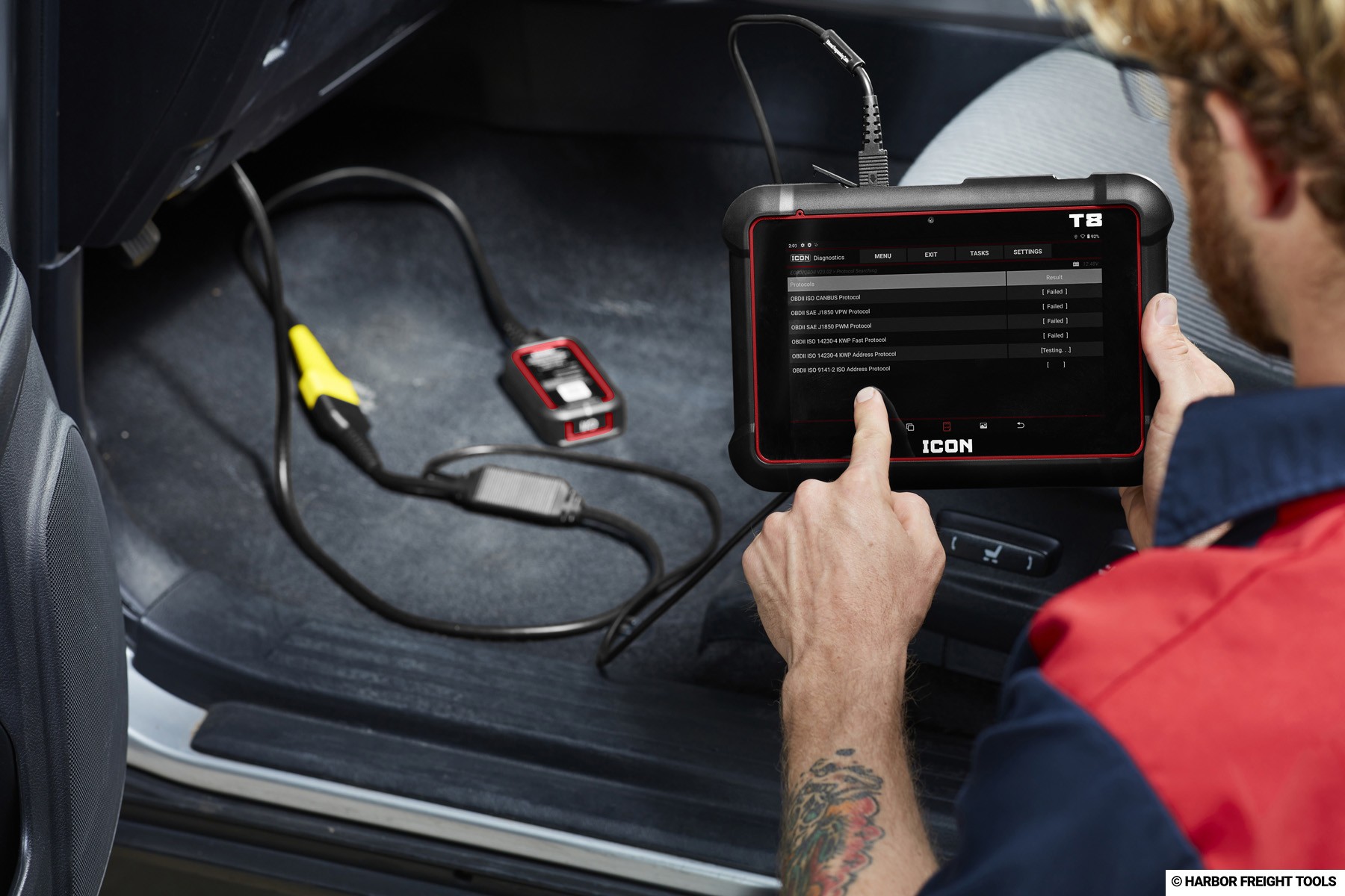 Harbor Freight ICON T8 Intelligent Diagnostic Scanner displaying live data