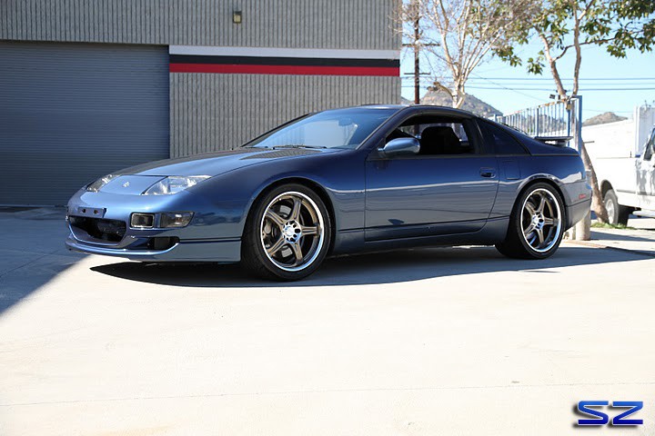 J-Spec bumper and Powertrix C.F. Ducts on a modified 1996 300ZX