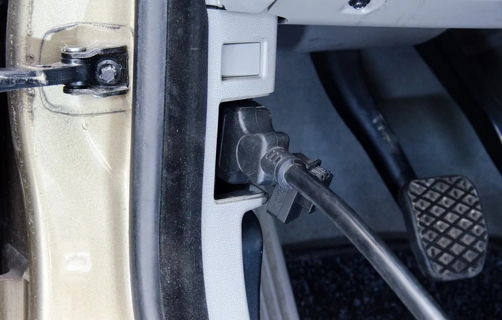 OBD II diagnostic plugged in