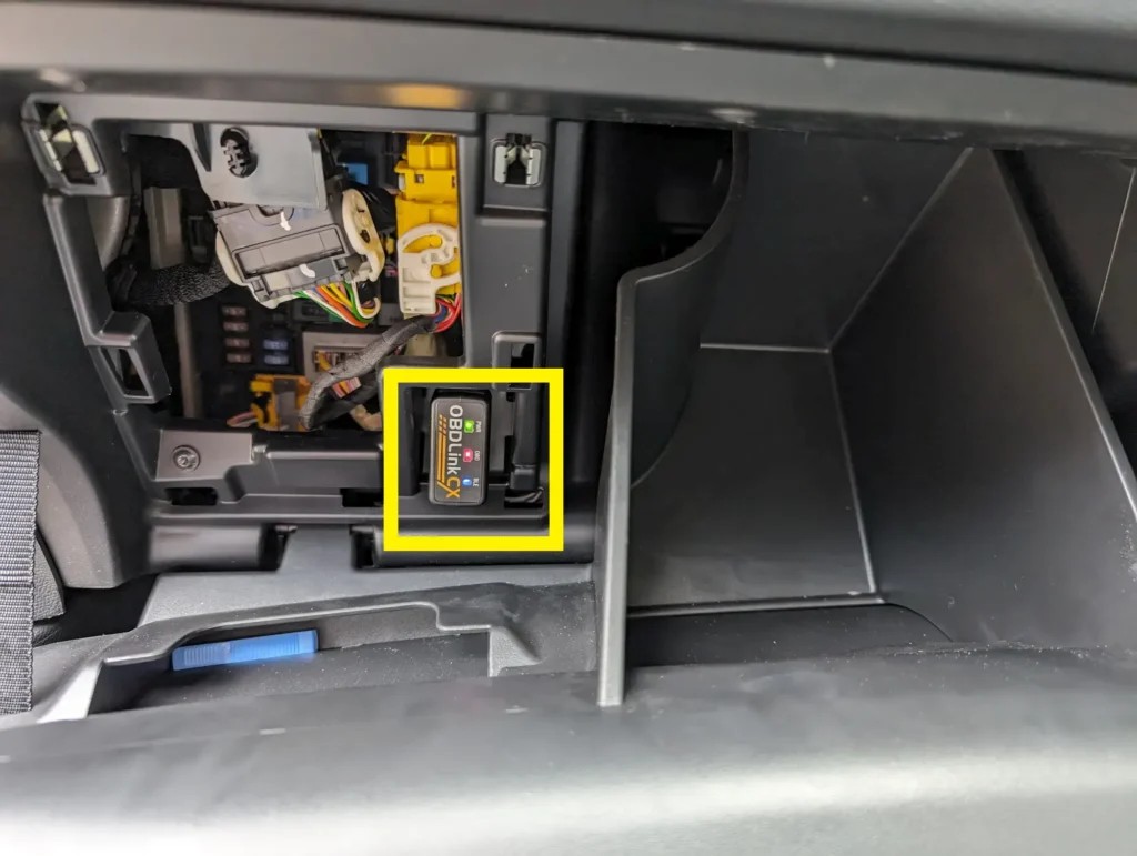 Peugeot Partner OBD2 Port Access