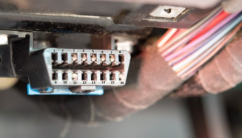 OBD1 and OBD2 ports comparison