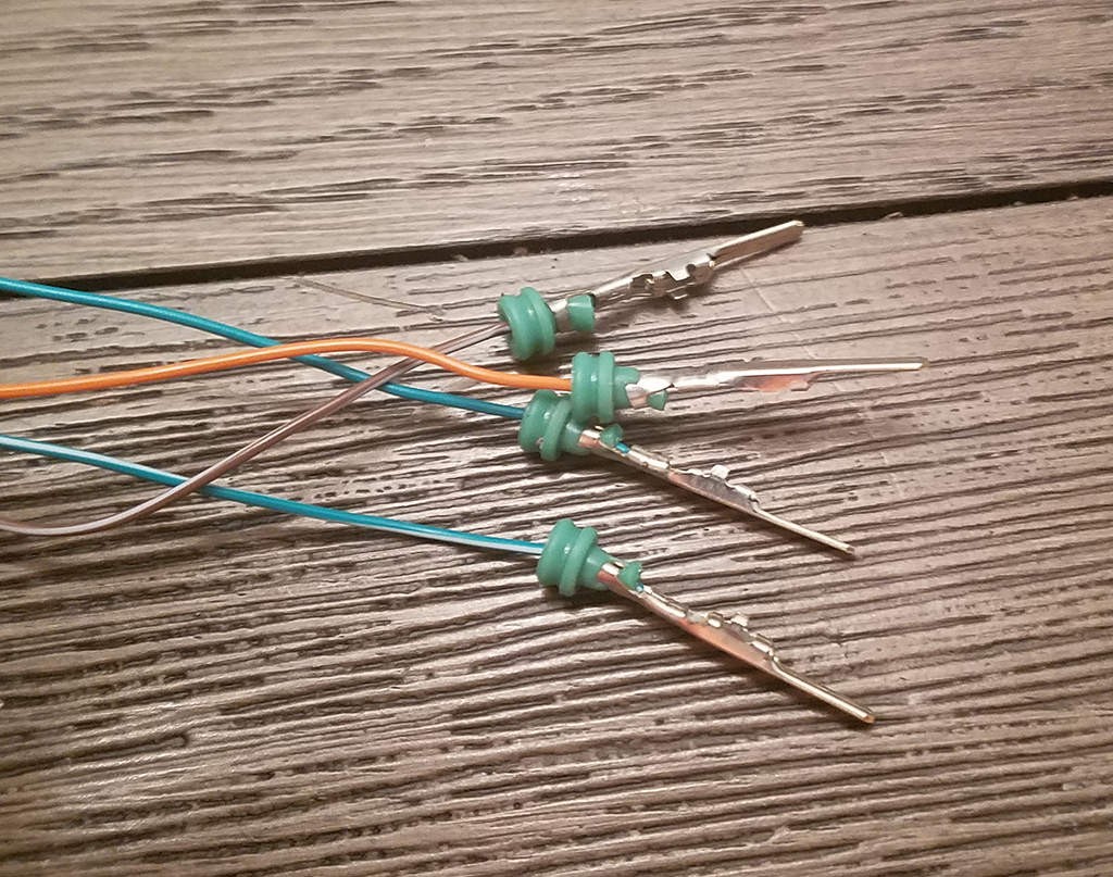 Finished pin connector